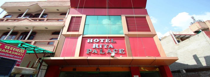Hotel Riya Palace - Agra 01.jpg